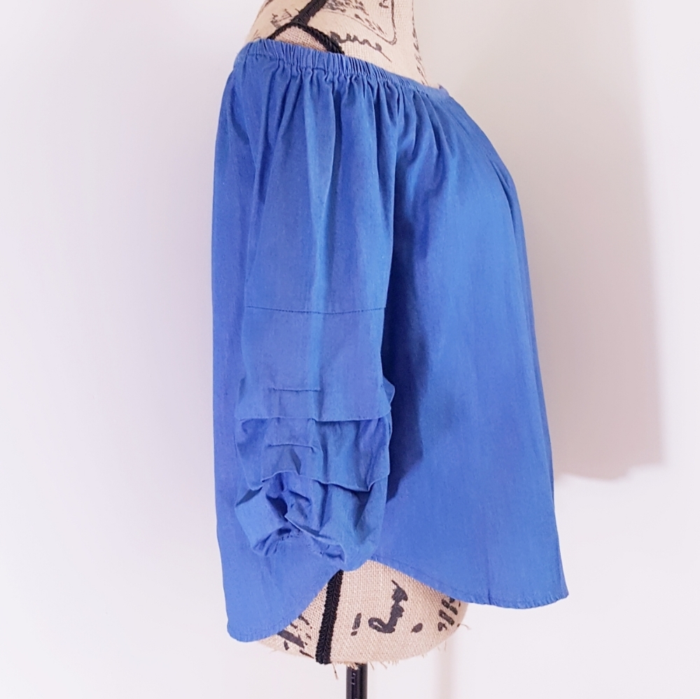 Off Shoulder Blouse - Picture 7 of 8